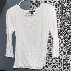 Basic medium white shirt